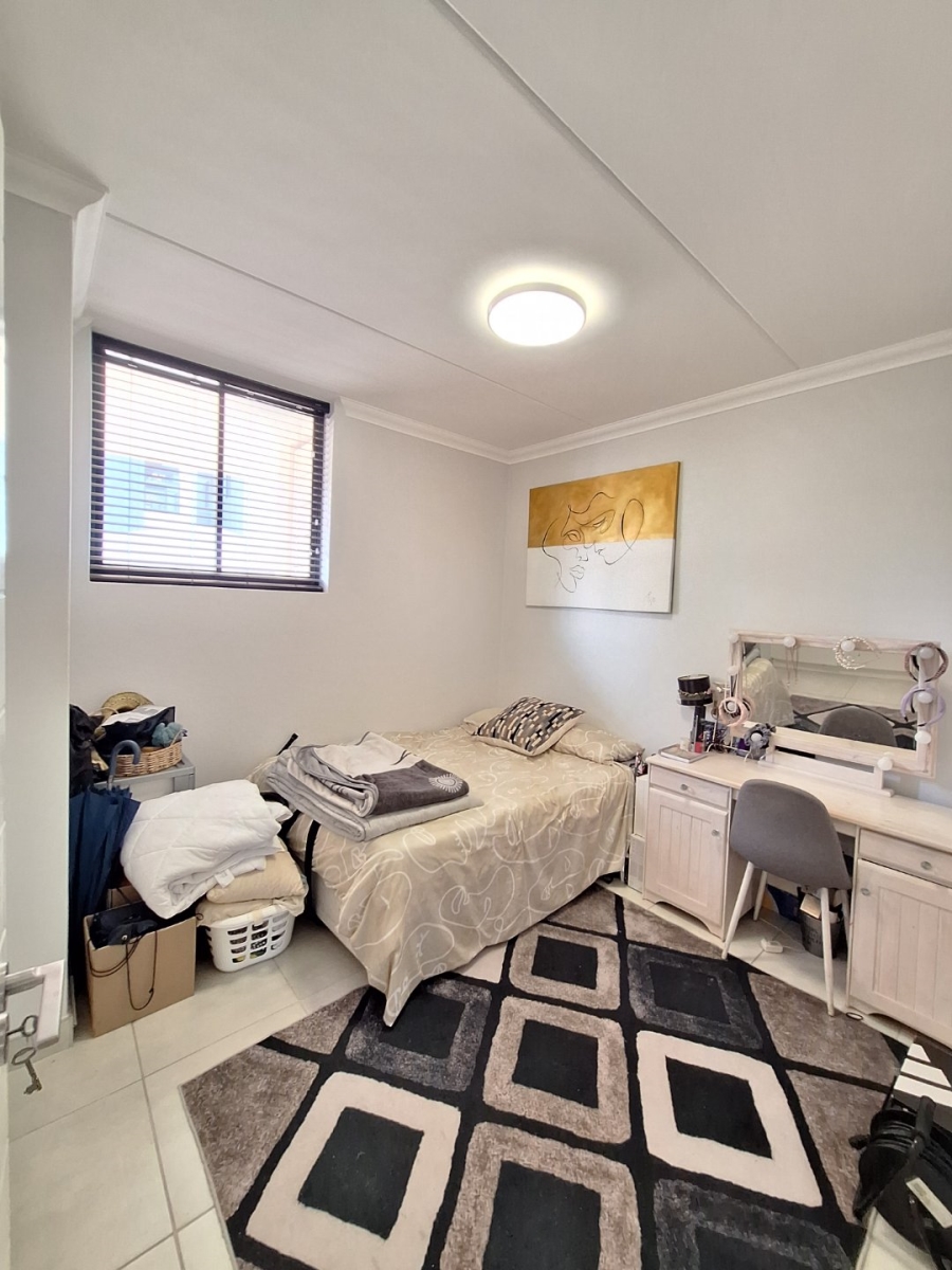 2 Bedroom Property for Sale in Vredekloof Western Cape